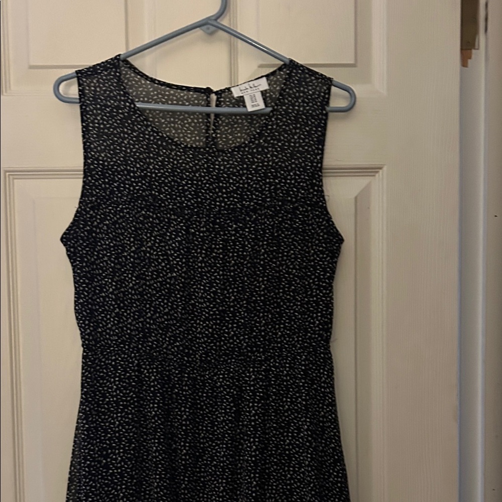 Nicole Miller Monochrome Patterned Top Size 10
